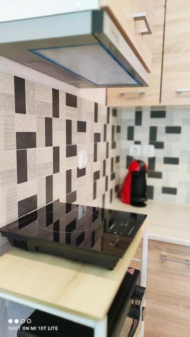 Cozy Apartment In Volos!! 외부 사진